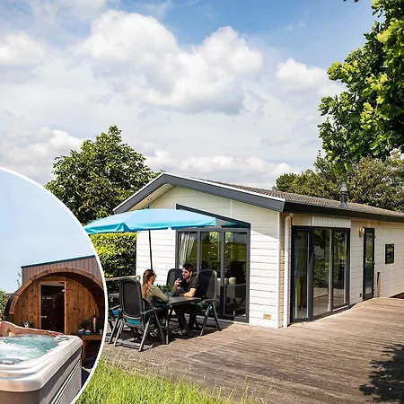 Topparken – Recreatiepark Het Esmeer 3*