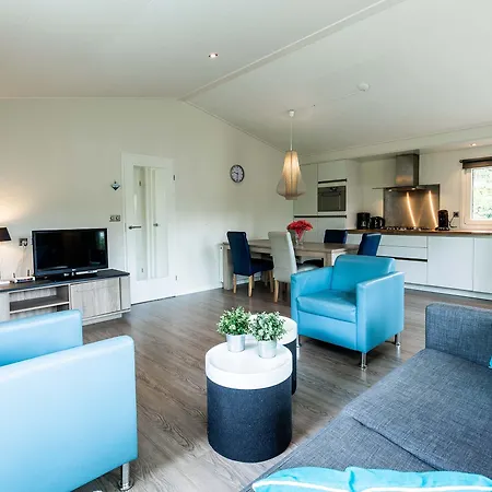 홀리데이파크 Recreatiepark Het Esmeer 3*