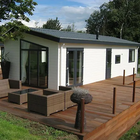 홀리데이파크 Recreatiepark Het Esmeer Aalst