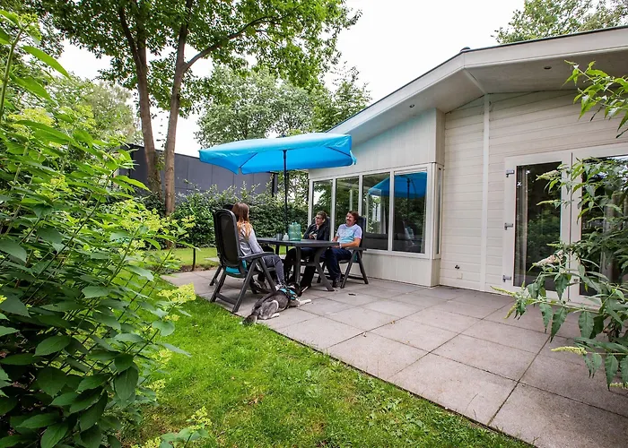 Holiday park Recreatiepark Het Esmeer Aalst