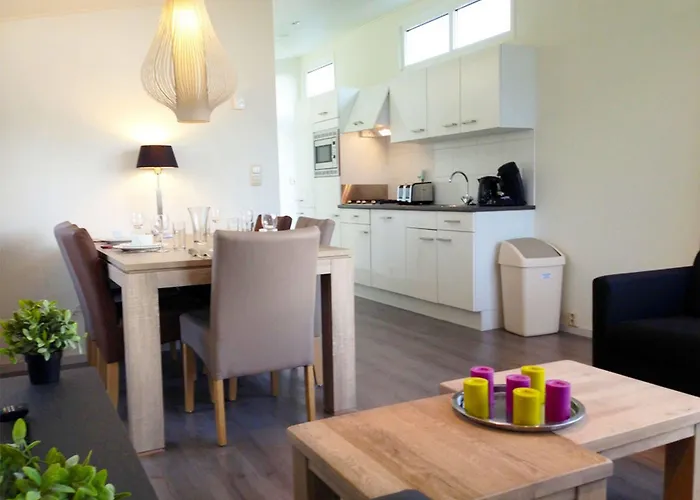 Holiday park Recreatiepark Het Esmeer Aalst