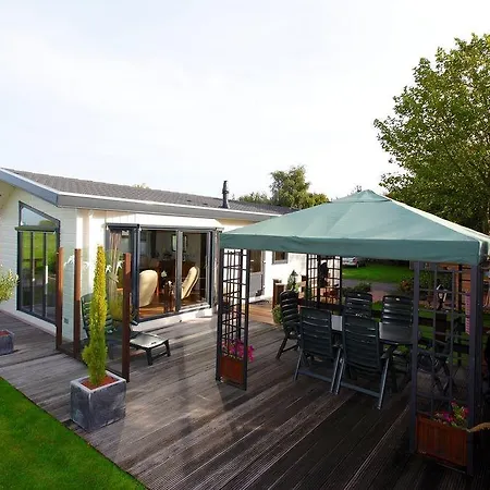 Recreatiepark Het Esmeer منتزه العطل 3*