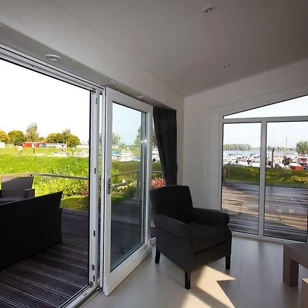 Recreatiepark Het Esmeer 3*