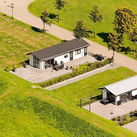 منتزه العطل Recreatiepark Het Esmeer