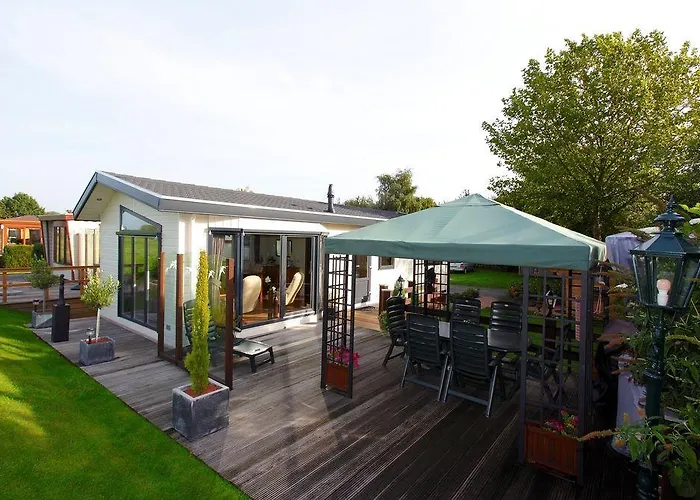 Recreatiepark Het Esmeer Kompleks wypoczynkowy 3*